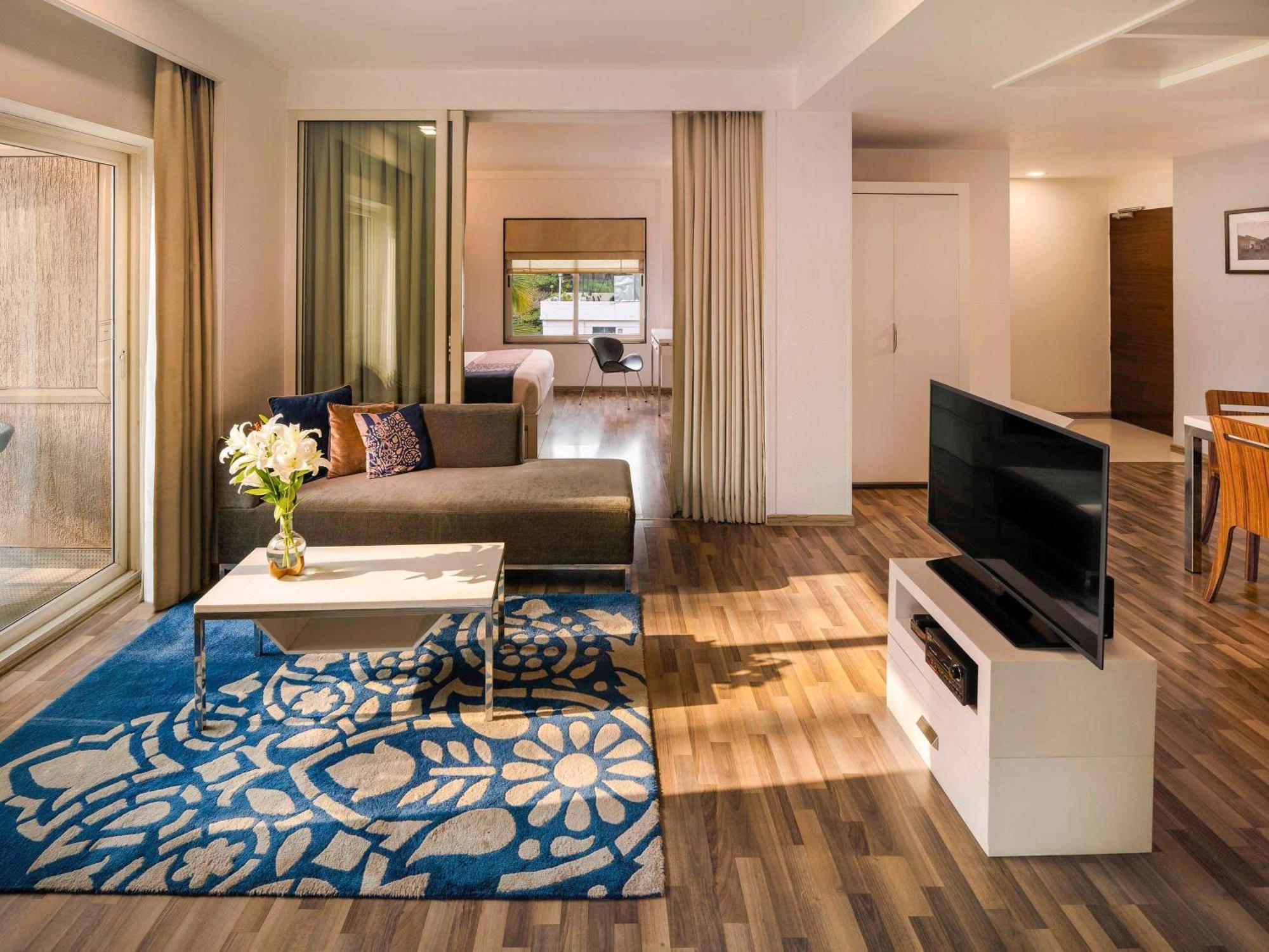 แกรนด์ เมอร์เคียว บังกะลอร์ แอน Hotel บังกาลอร์ ภายนอก รูปภาพ