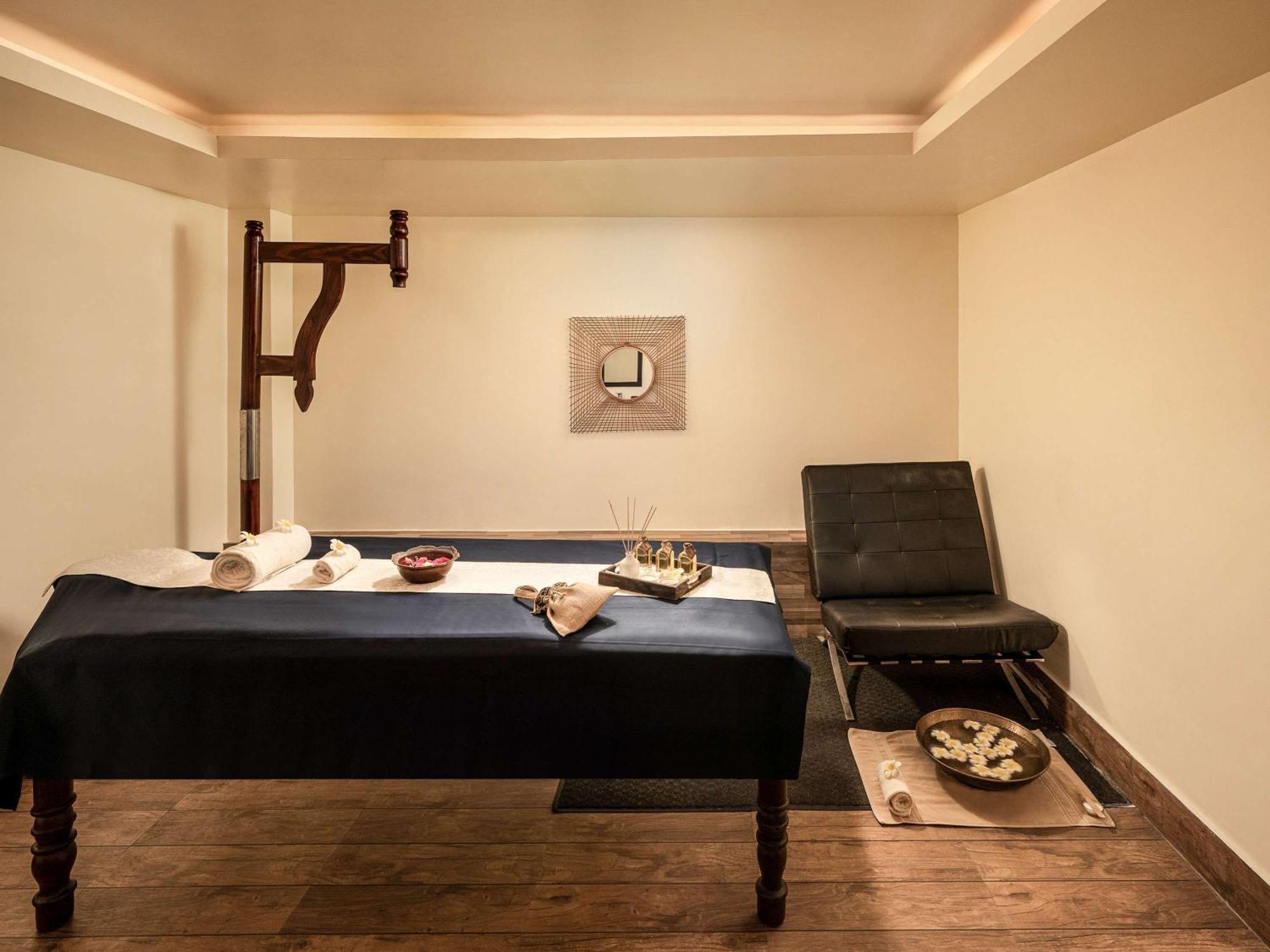 แกรนด์ เมอร์เคียว บังกะลอร์ แอน Hotel บังกาลอร์ ภายนอก รูปภาพ