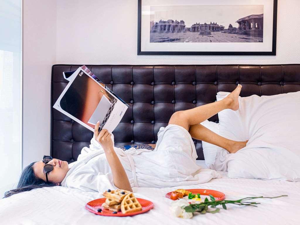 แกรนด์ เมอร์เคียว บังกะลอร์ แอน Hotel บังกาลอร์ ร้านอาหาร รูปภาพ